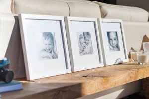 Ideas para decorar paredes con fotos enmarcadas